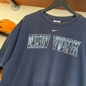 2000'S NIKE NEW YORK GRAPHIC TEE - XL
