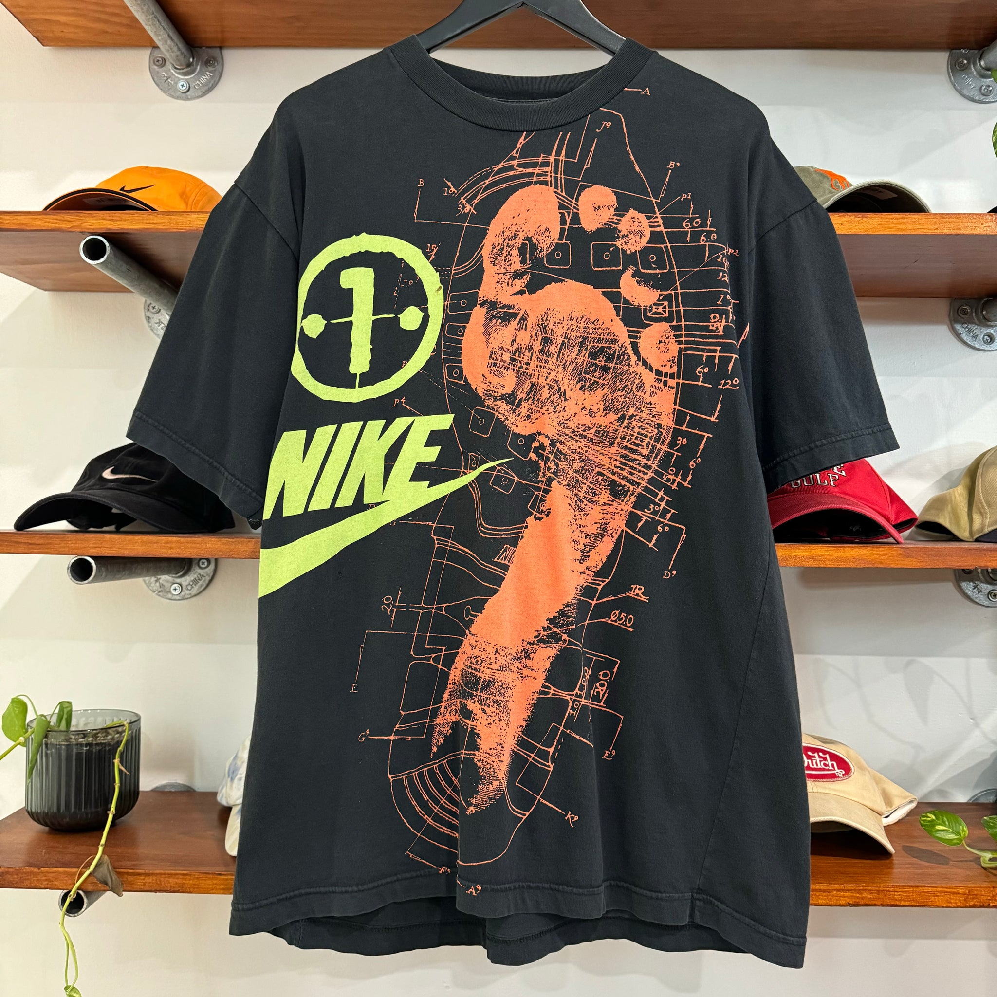 1990'S NIKE FOOTPRINT GRAPHIC TEE - L