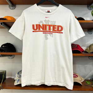 2000'S NIKE MANCHESTER UNITED GRAPHIC TEE - S