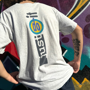 1990'S NIKE 'JUST DO IT' GRAPHIC TEE - L