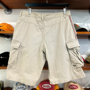 2000'S BILLABONG CARGO SHORTS - 32