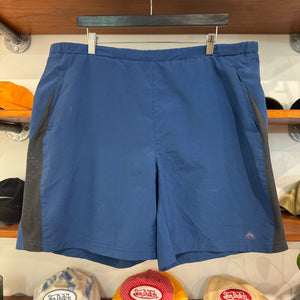 2000'S NIKE ACG DRI-FIT SHORTS - 38