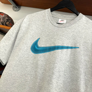 1990'S NIKE CENTRE SWOOSH TEE - M