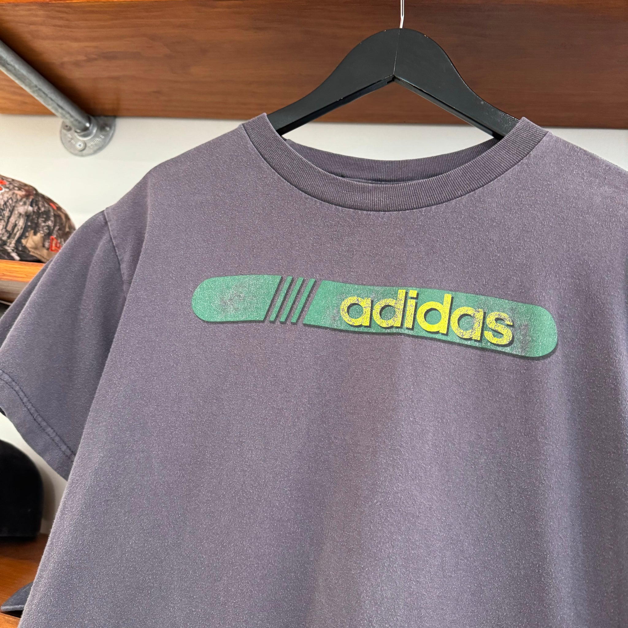 2000'S ADIDAS SPELLOUT TEE - M
