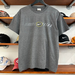 2000'S NIKE SWOOSH GRAPHIC TEE - M