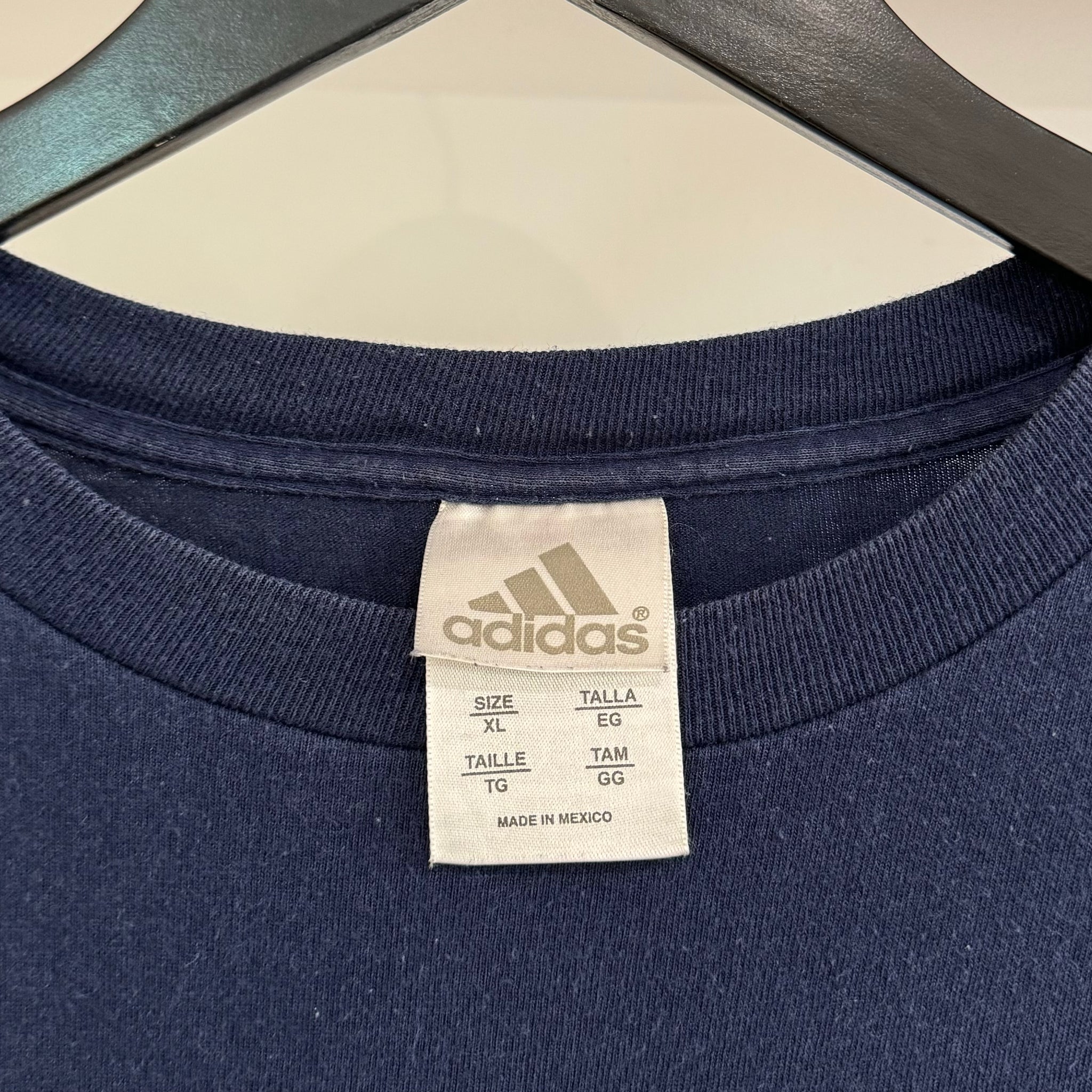 2000'S ADIDAS BASKETBALL TEE - XL
