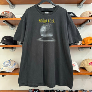 2000'S NIKE 'SOLID ROCK' BASKETBALL GRAPHIC TEE - XL/XXL