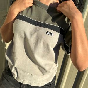 2000'S QUIKSILVER EMBROIDERED TEE - XS