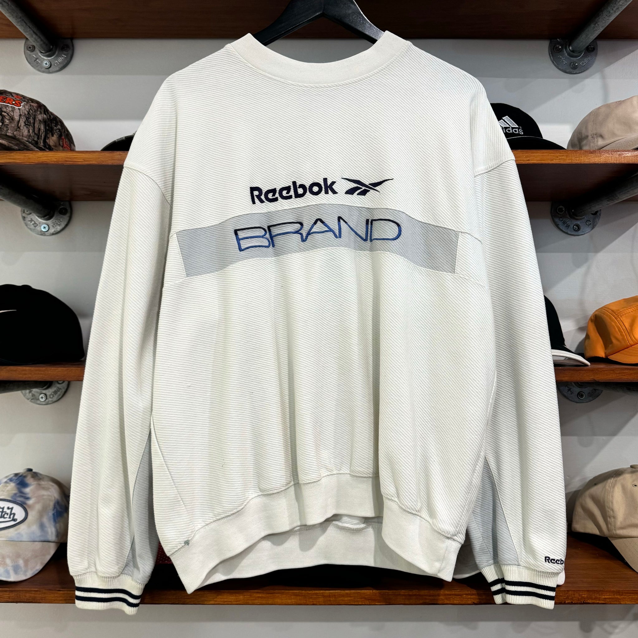 2000'S REEBOK EMBROIDERED SWEATSHIRT - M