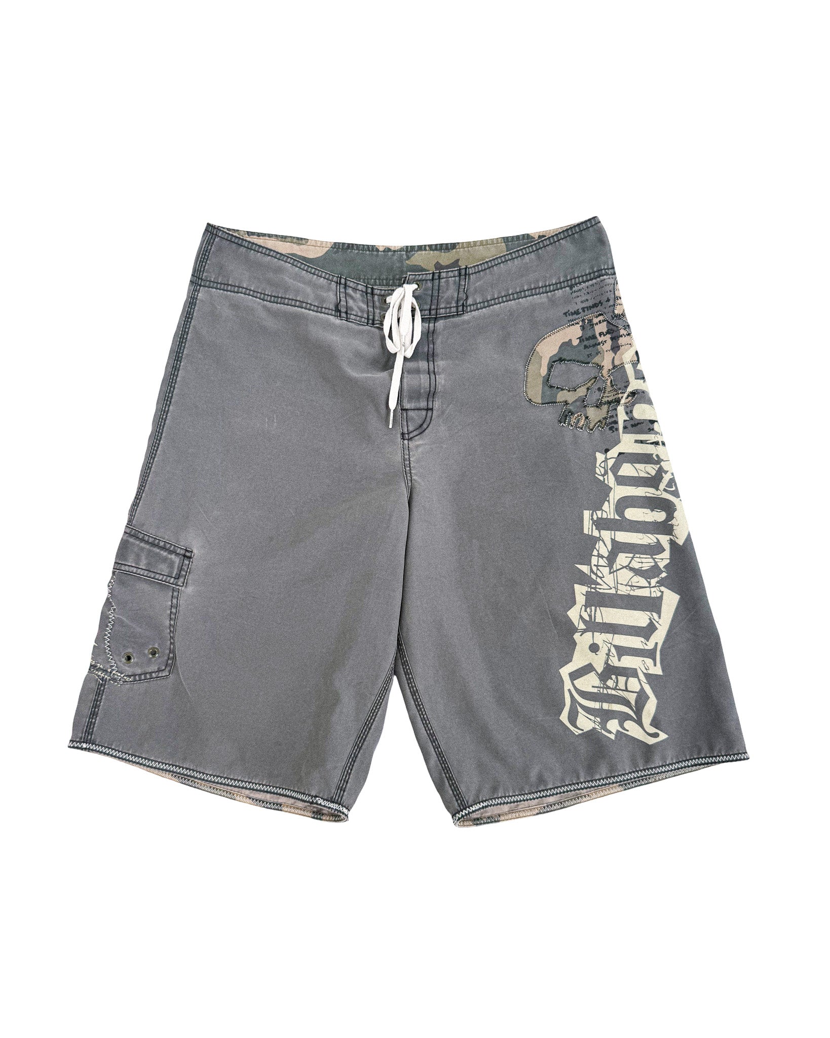 2000'S BILLABONG SKULL BOARD SHORTS - 36