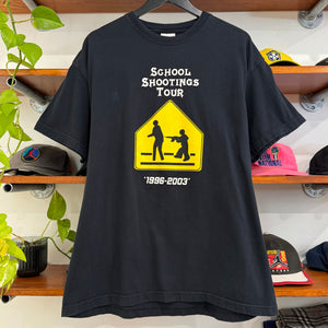 2003 SCHOOL SHOOTINGS TOUR GRAPHIC TEE - L