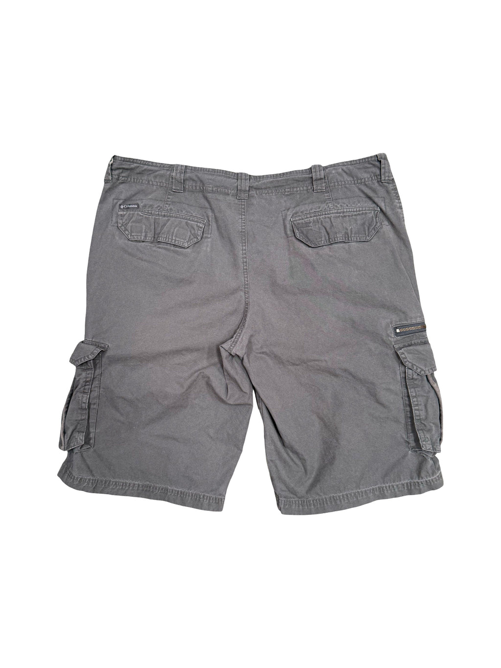 2000'S COLUMBIA OMNI-SHADE CARGO SHORTS - 38