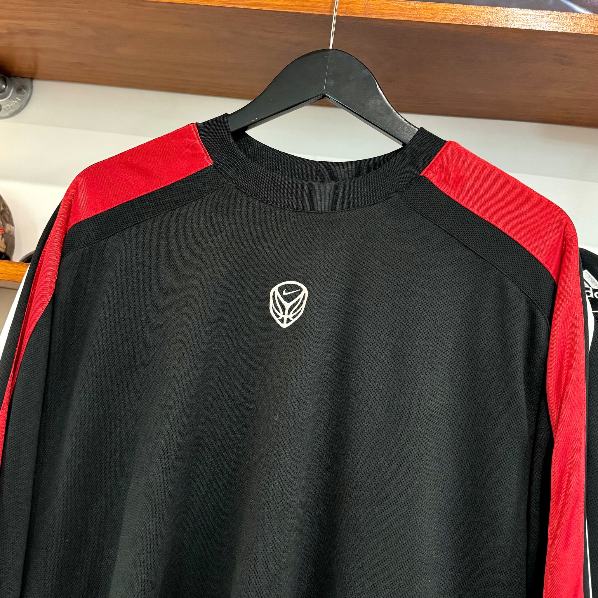 2000'S NIKE BASKETBALL DRI-FIT LONG SLEEVE TEE - XL