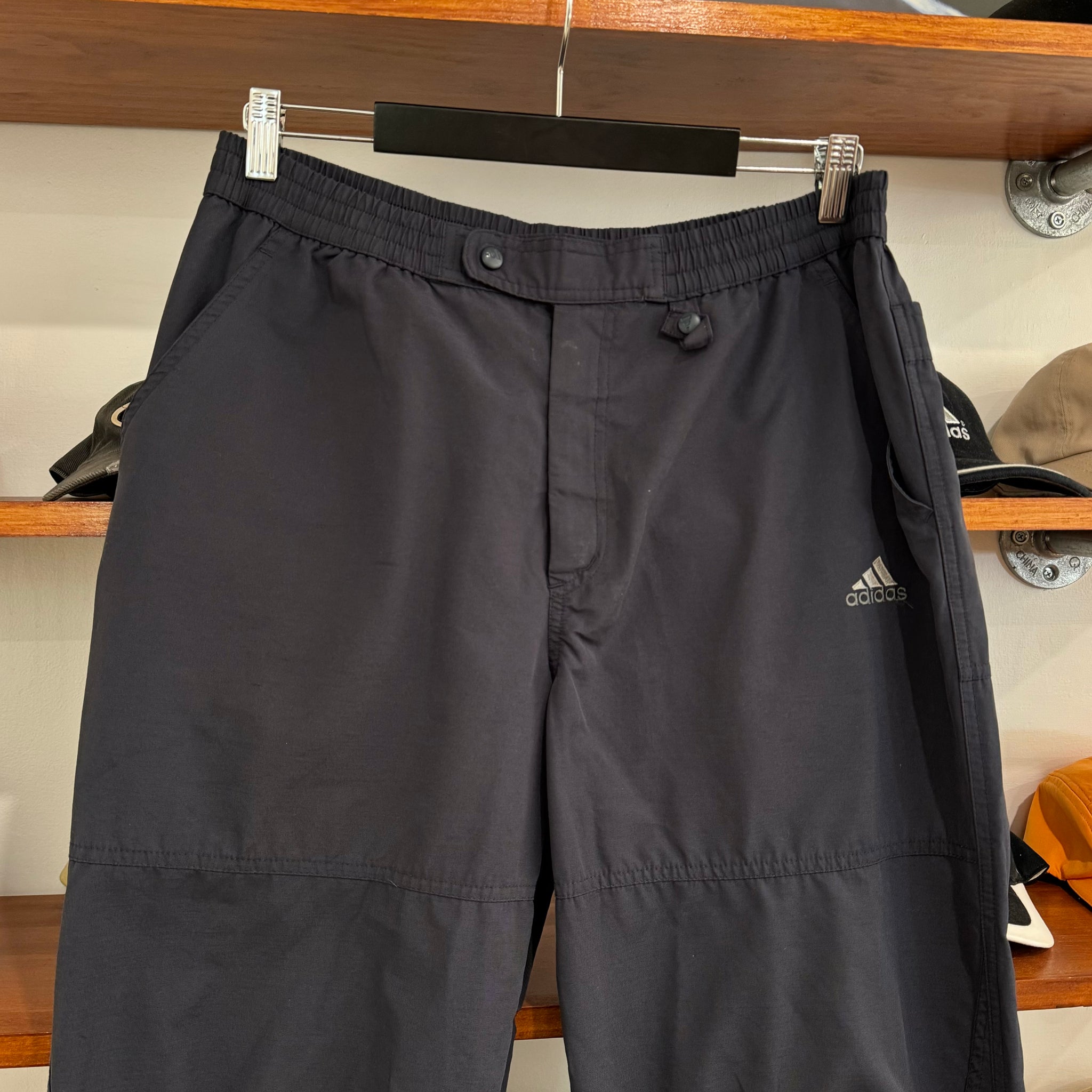2000 ADIDAS LOGO CARGO TRACK PANTS - M