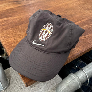 2000'S NIKE JUVENTUS FC HAT