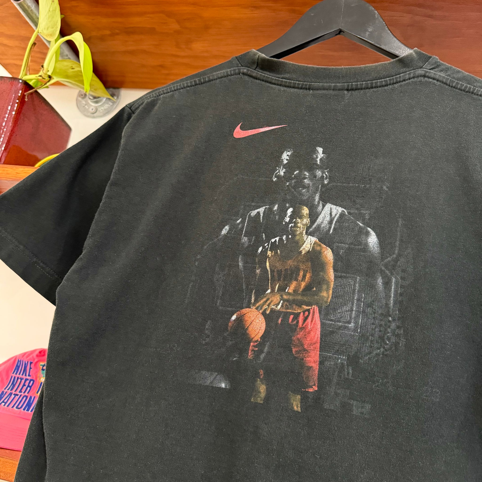 1990'S NIKE AIR JORDAN ''MAN OR MACHINE" GRAPHIC TEE - S