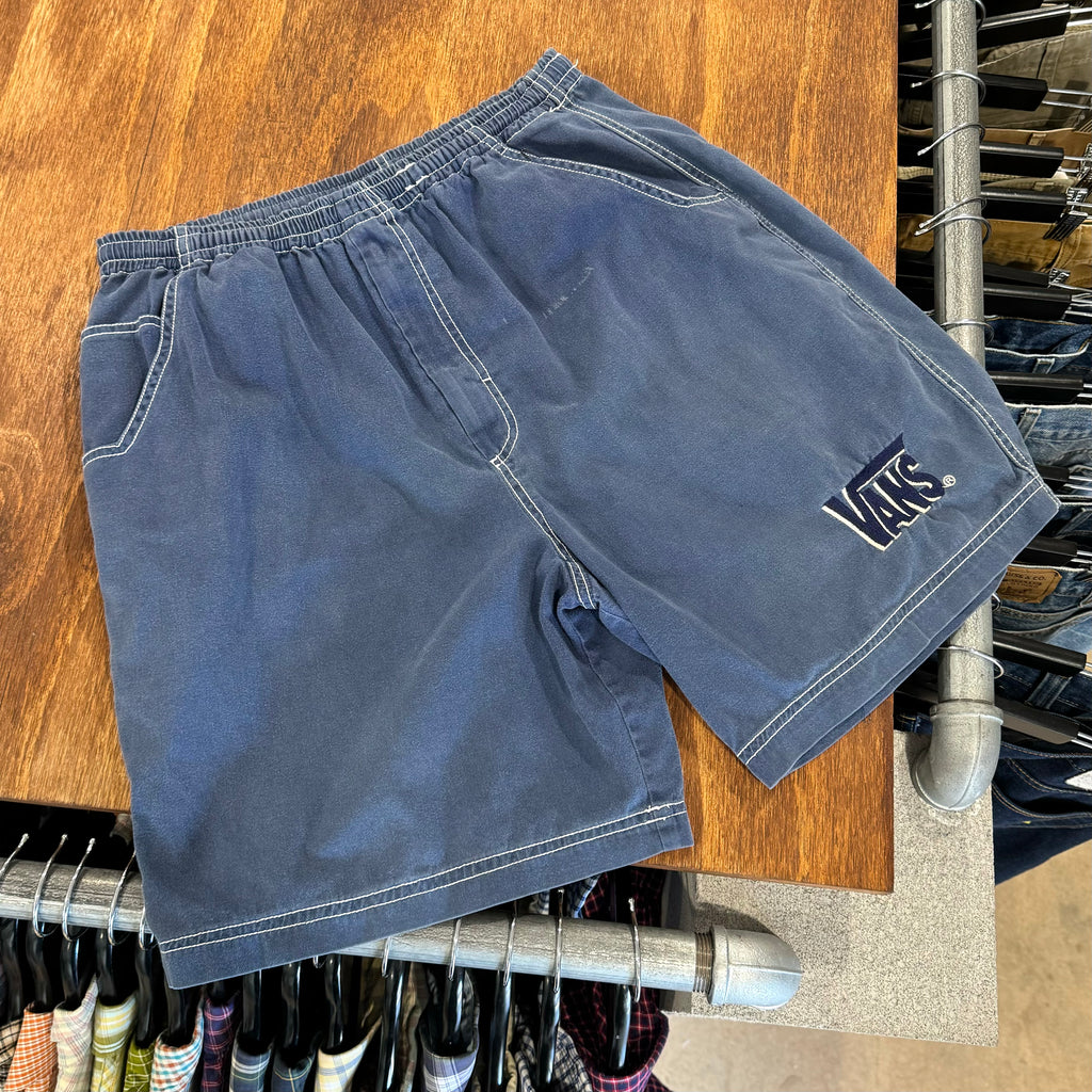 1990'S VANS CONTRAST STITCH SHORTS - S/M
