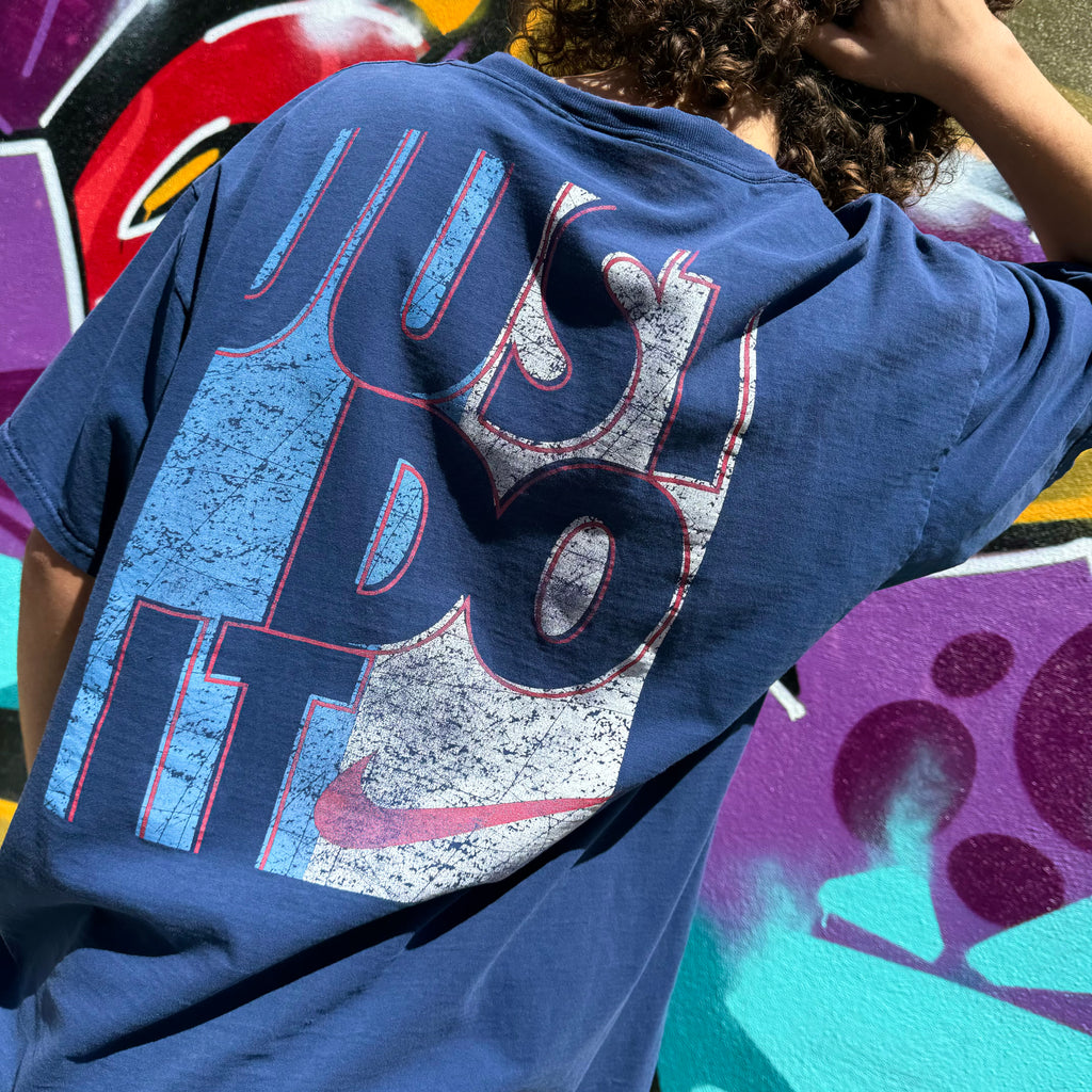 1990'S NIKE "JUST DO IT" GRAPHIC TEE - L/XL