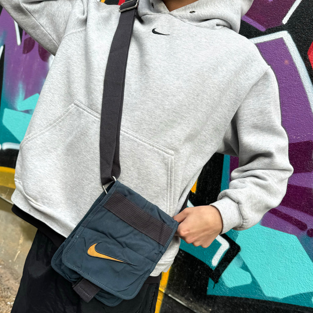 1990'S NIKE SWOOSH SIDE BAG - S