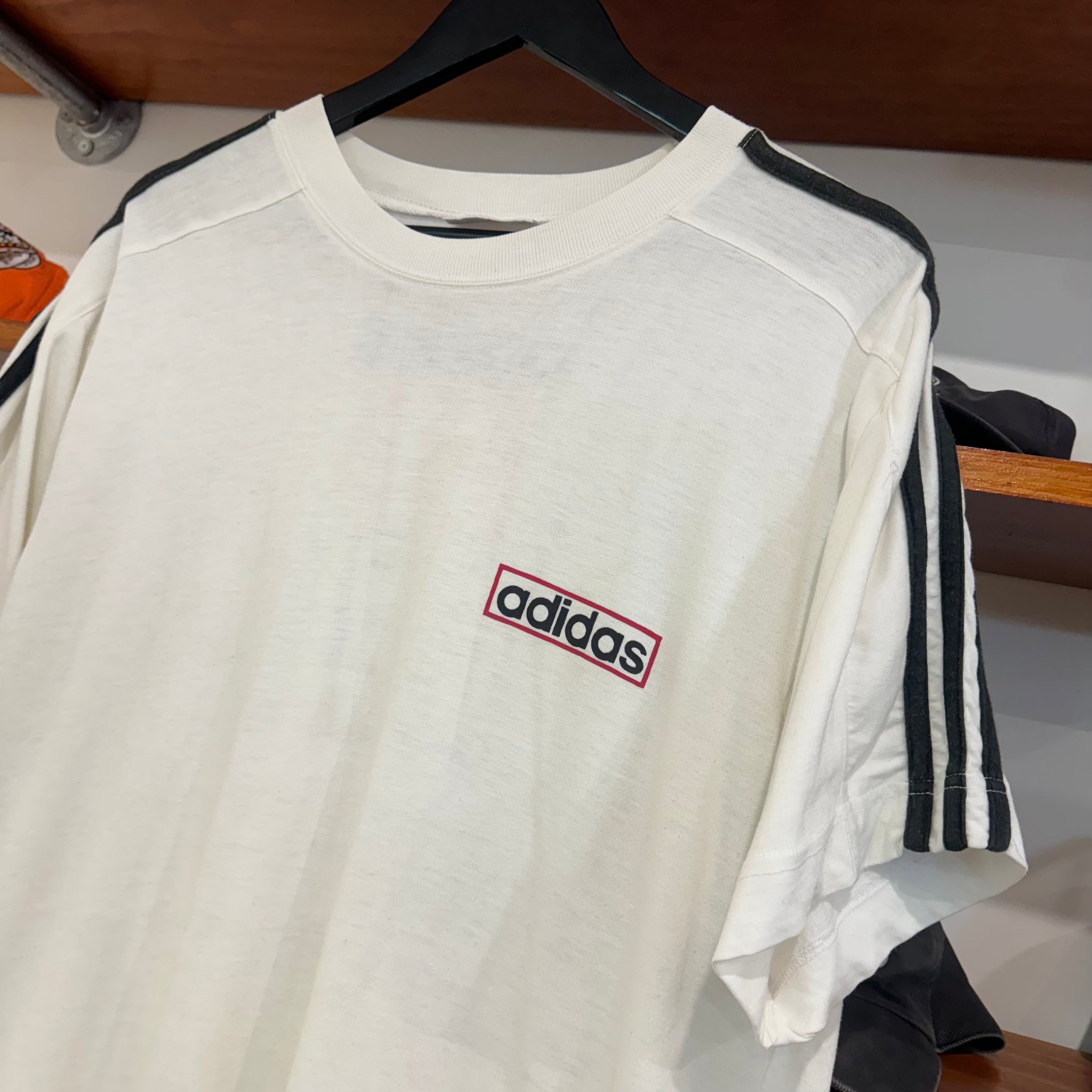 1980'S ADIDAS 3-STRIPE TEE - L