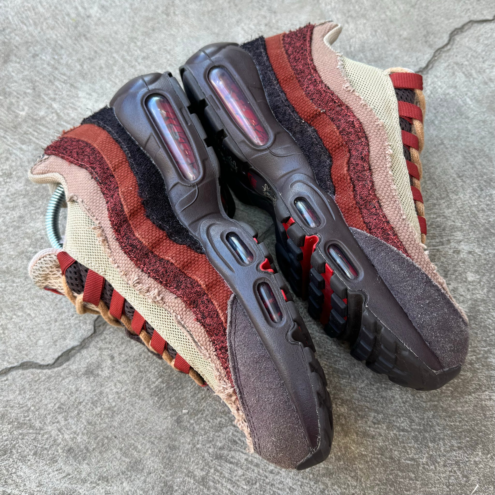 NIKE AIR MAX 95 - ANATOMY OF AIR "SPINE"