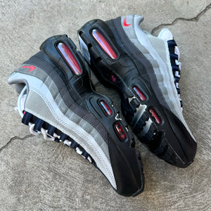 NIKE AIR MAX 95 - TRACK RED/ SMOKE GREY