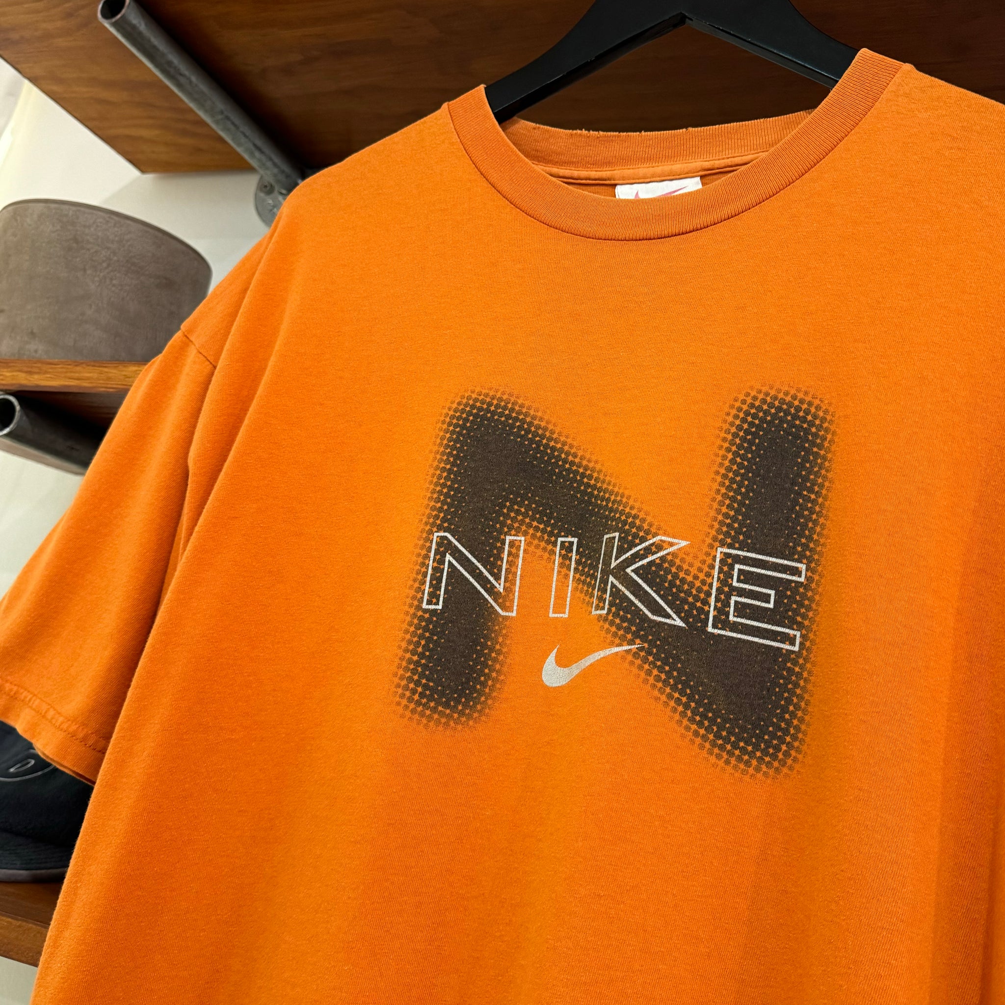 1990'S NIKE GRAPHIC TEE - L/XL