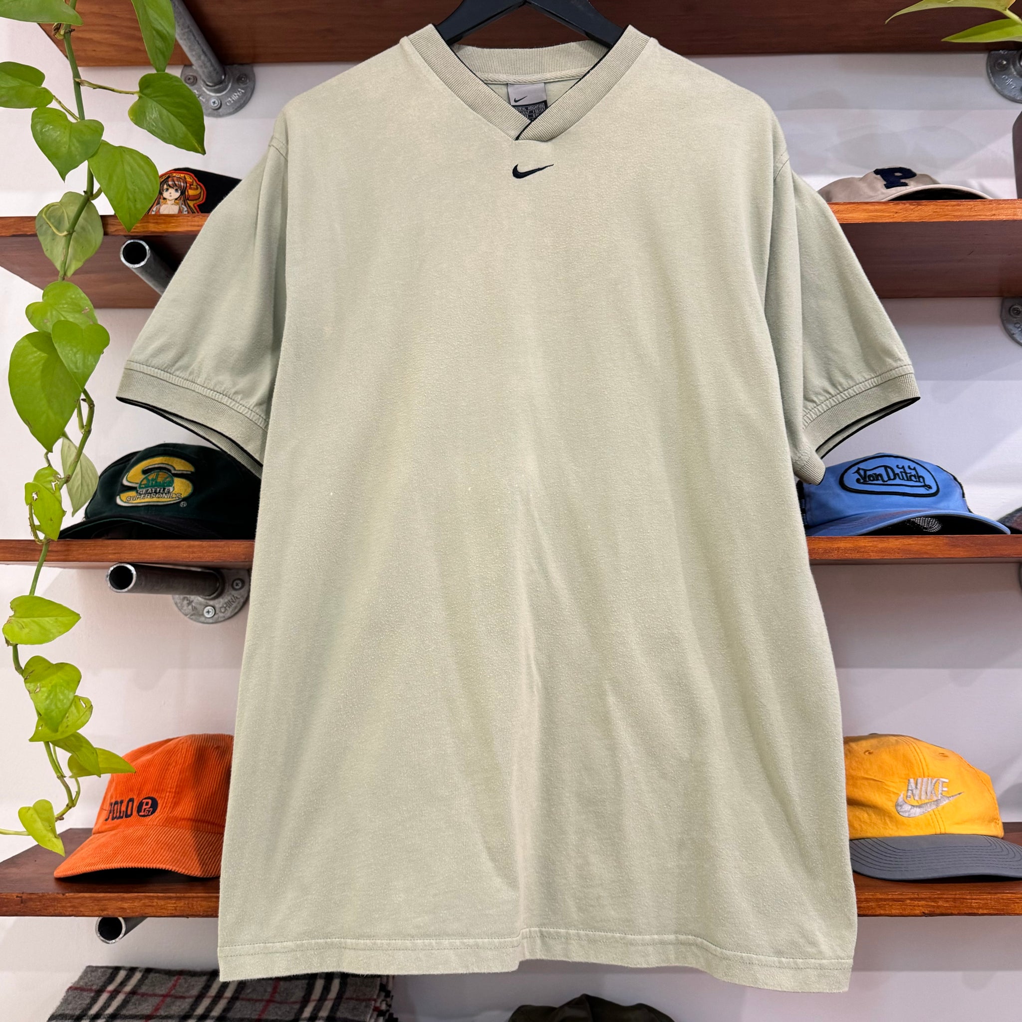 2000'S NIKE CENTRE SWOOSH TEE - L