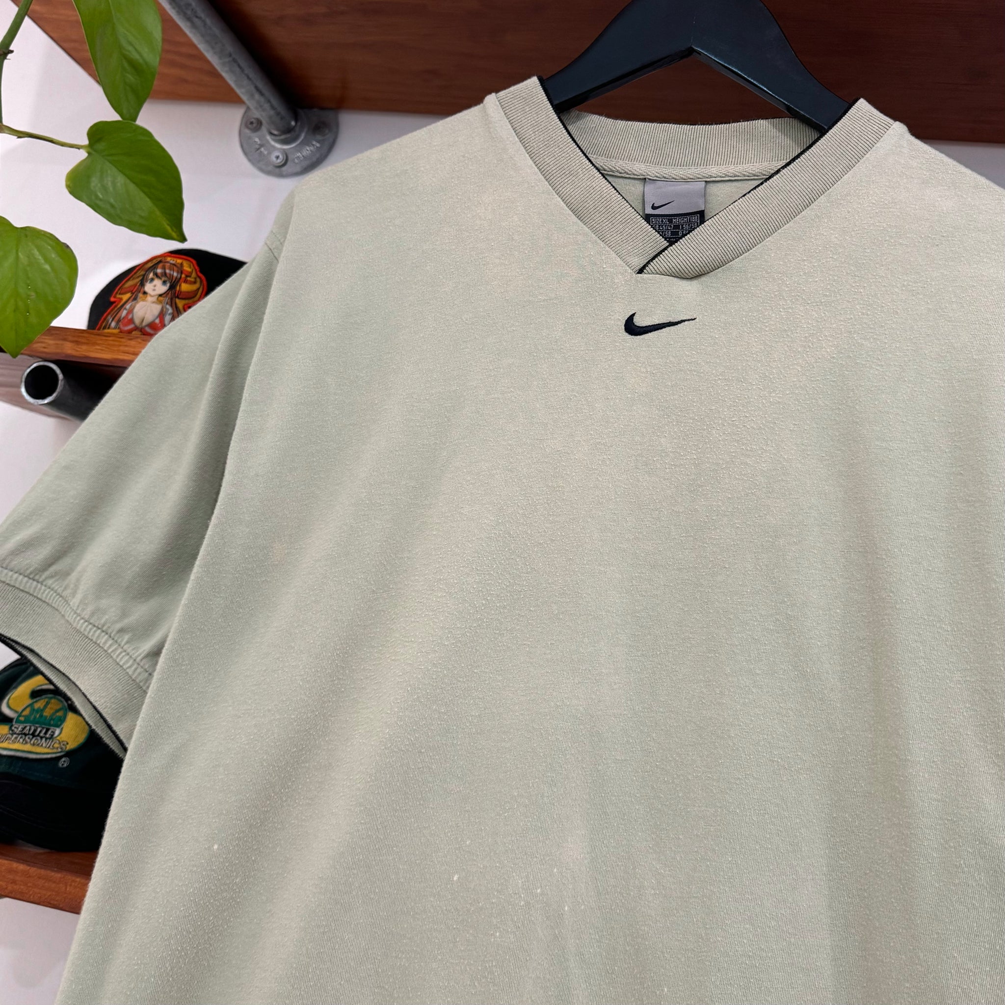 2000'S NIKE CENTRE SWOOSH TEE - L