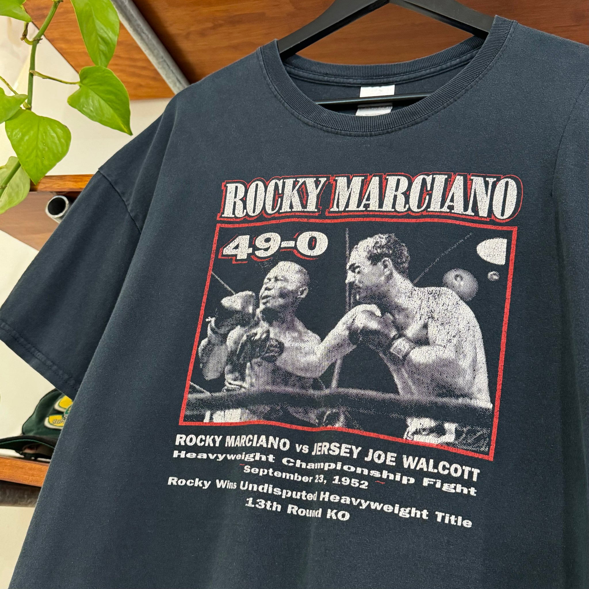 2000'S ROCKY MARIANO BOXING GRAPHIC TEE - L