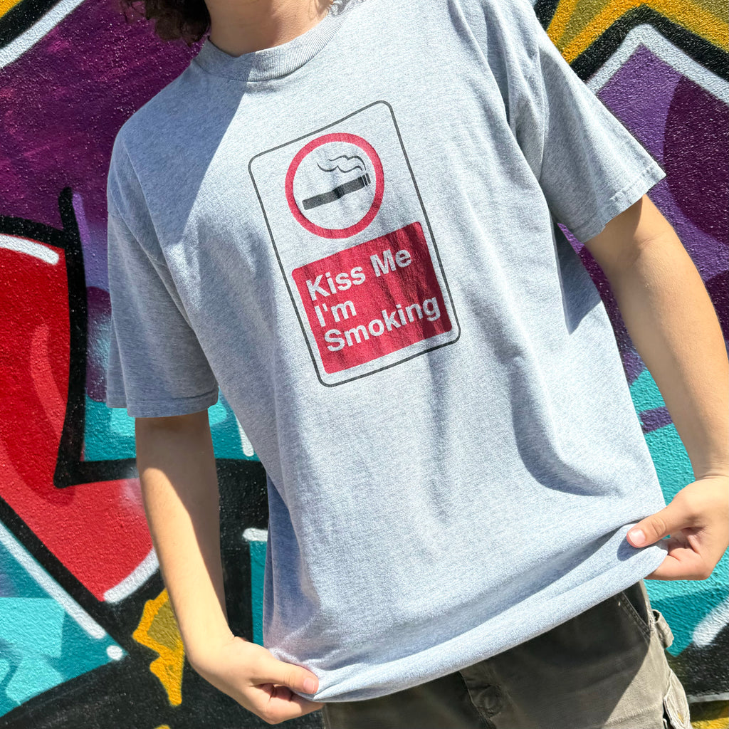 1990'S 'KISS ME I'M SMOKING' PARODY TEE - XL