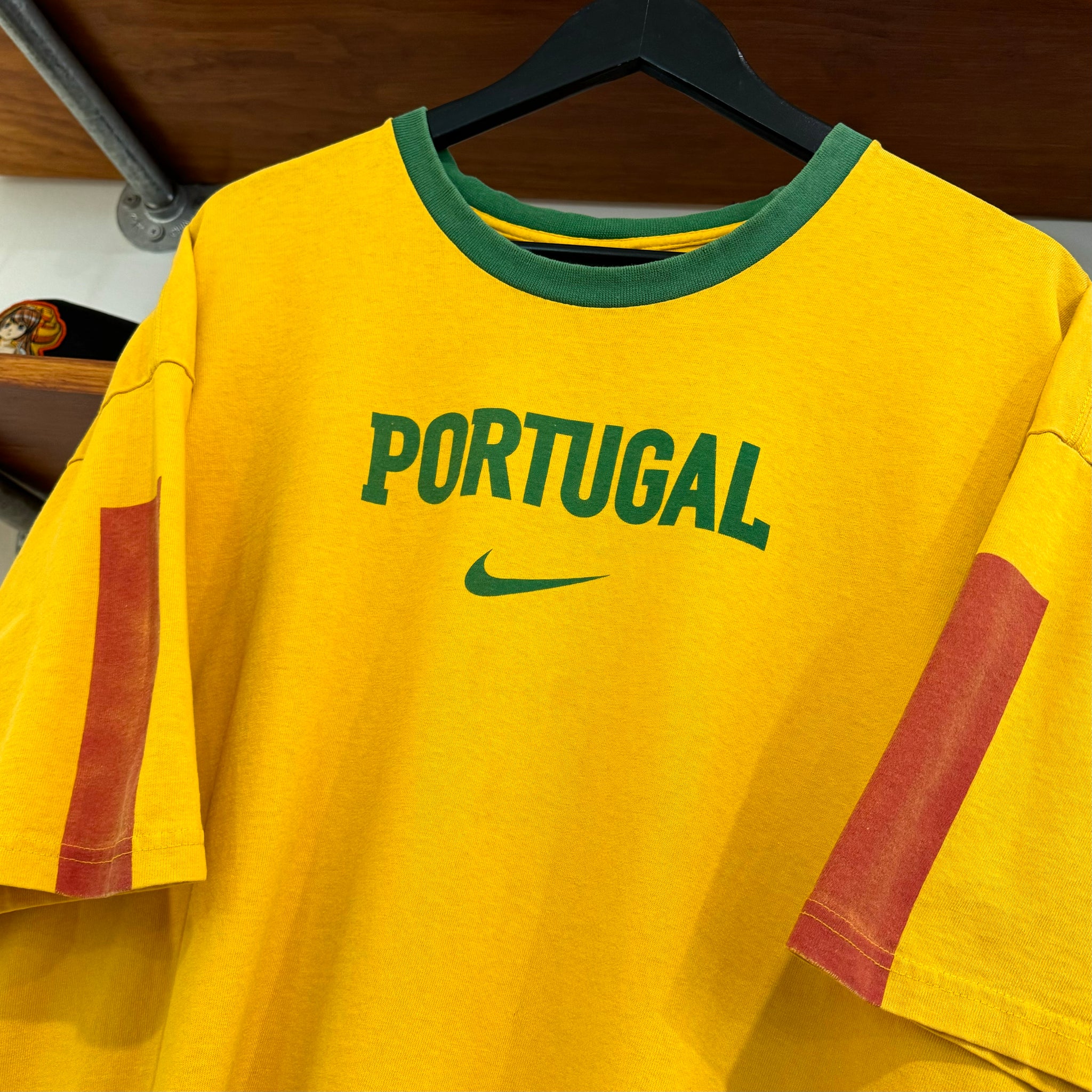 2000'S NIKE PORTUGAL FOOTBALL TEE - XXL