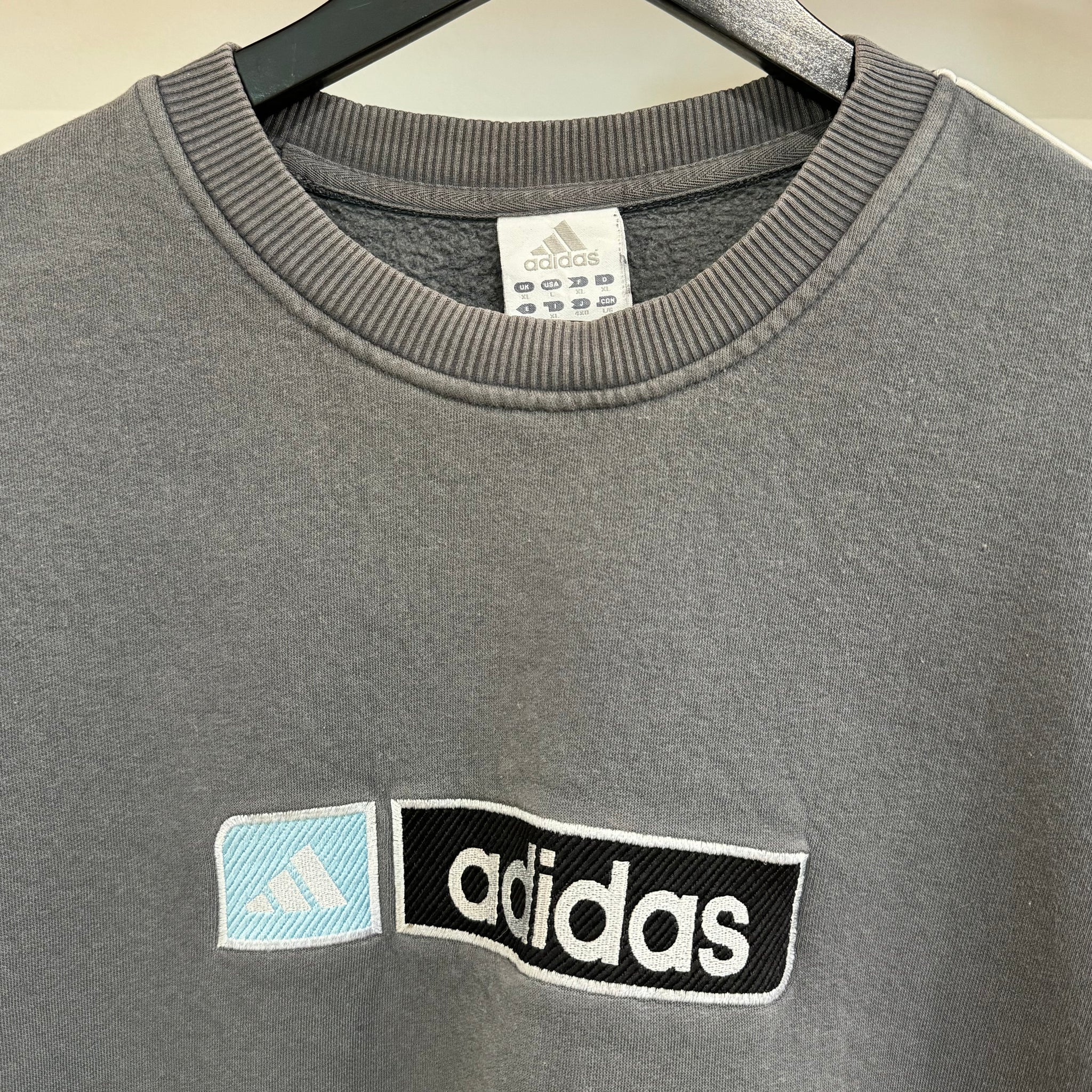 2003 ADIDAS EMBROIDERED GRAPHIC SWEATSHIRT - XL